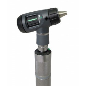 Welch Allyn Macroview Otoskop mit Batteriegriff